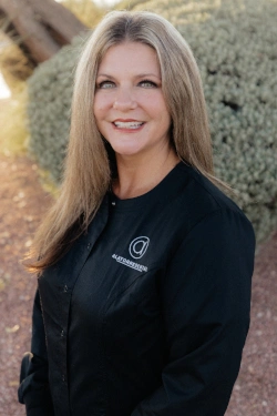 manager lisa hayward